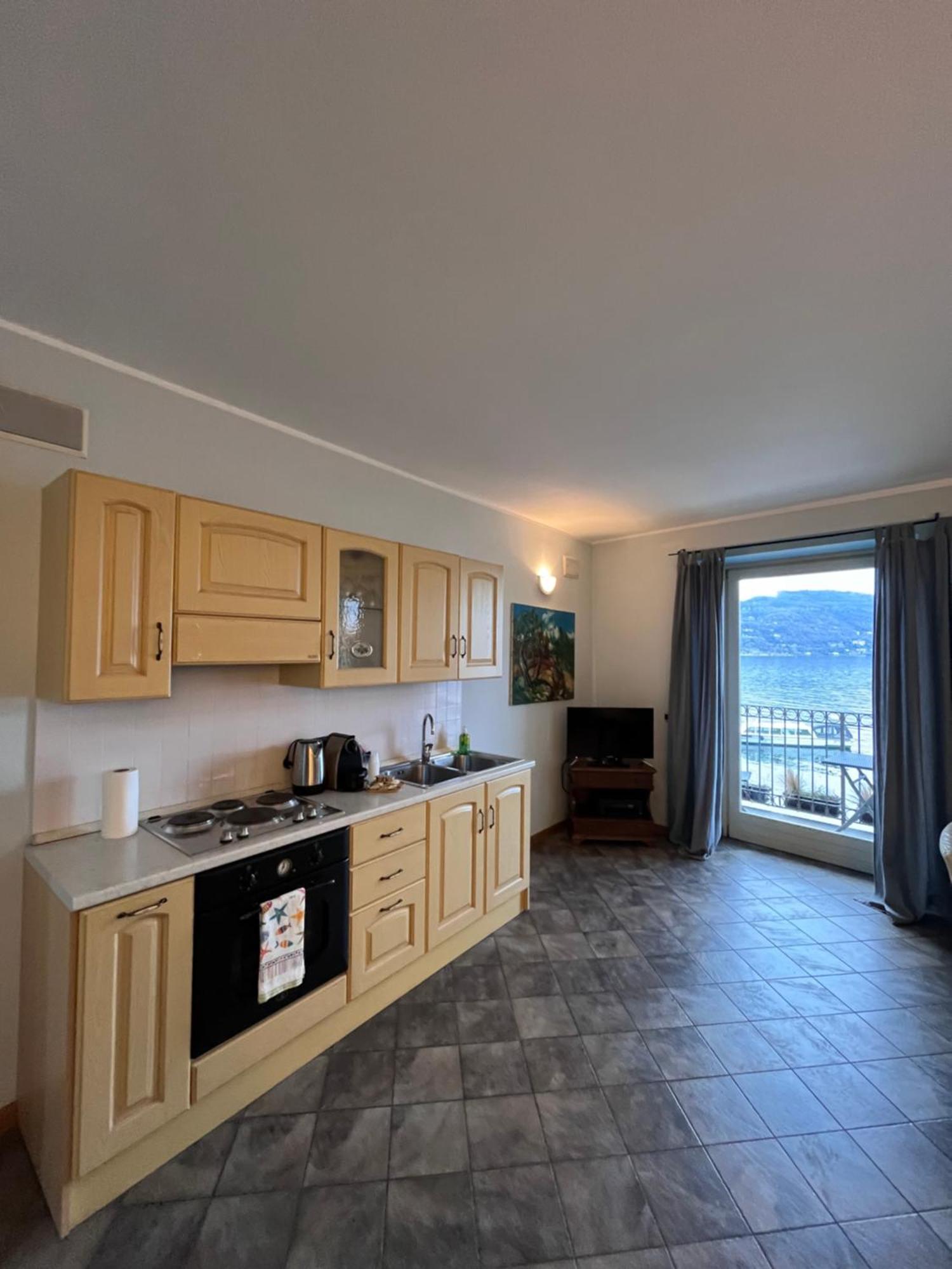 Appartamento Il Porto Baveno Ngoại thất bức ảnh